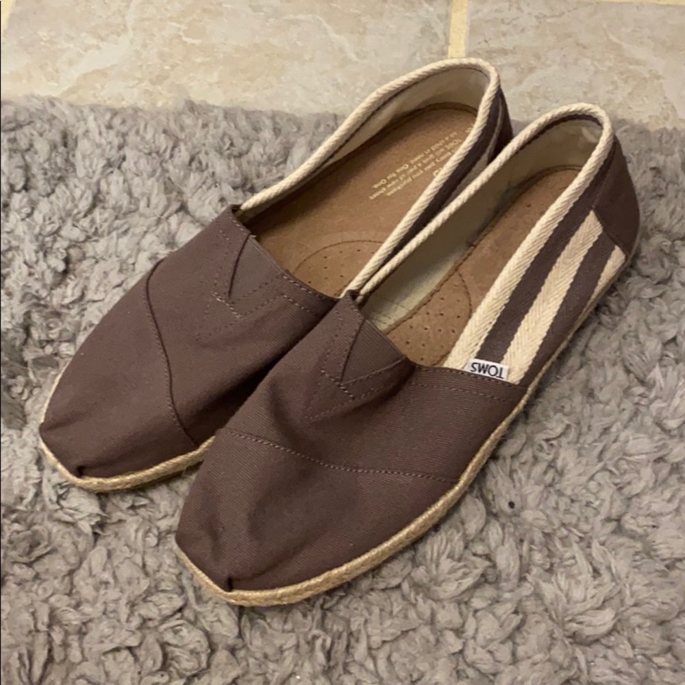 Toms Canvas Shoes